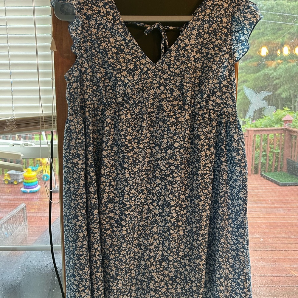 SHEIN Blue and White Floral Dress